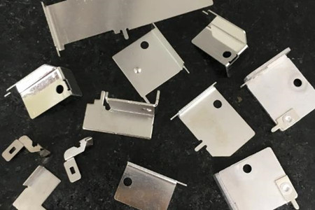 五金彈片的價格貴嗎？