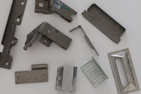 五金彈片的材質(zhì)有哪些，使用壽命多長？